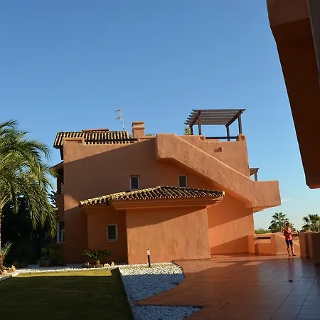 Casares Del Sol 30 Apartamento *