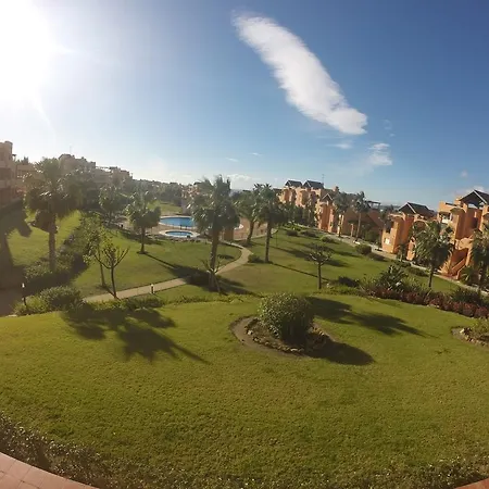 Casares Del Sol 30 *